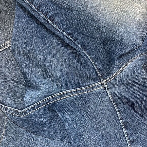 EXCELLENT CONDITION SIZE 16 TORRID CROP BOMBSHELL SKINNY STRETCH HI-RISE JEANS - Picture 8 of 9